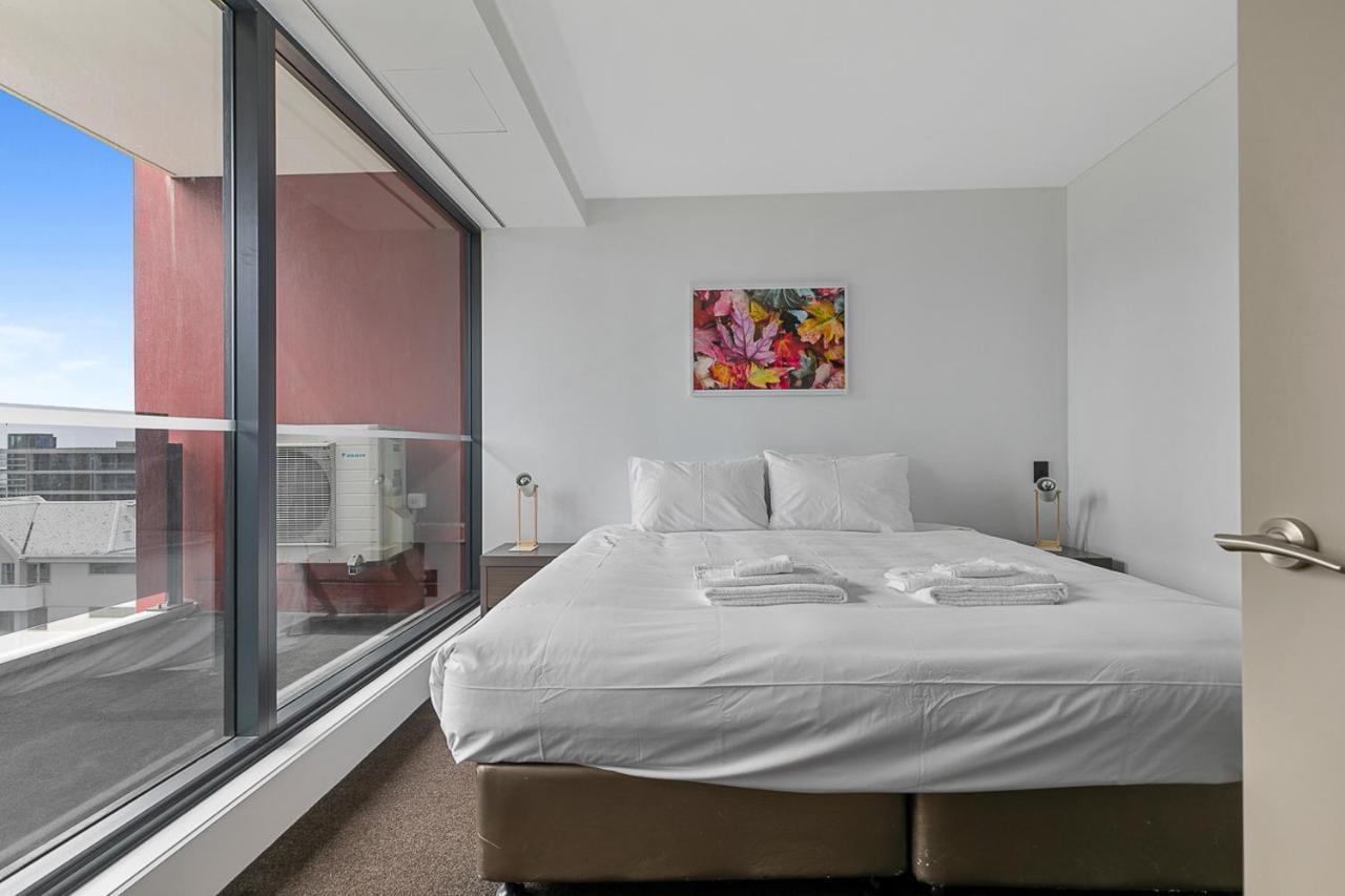 2 Bedroom Apt W/ Private Balcony + Netflix Near Spark! オークランド エクステリア 写真